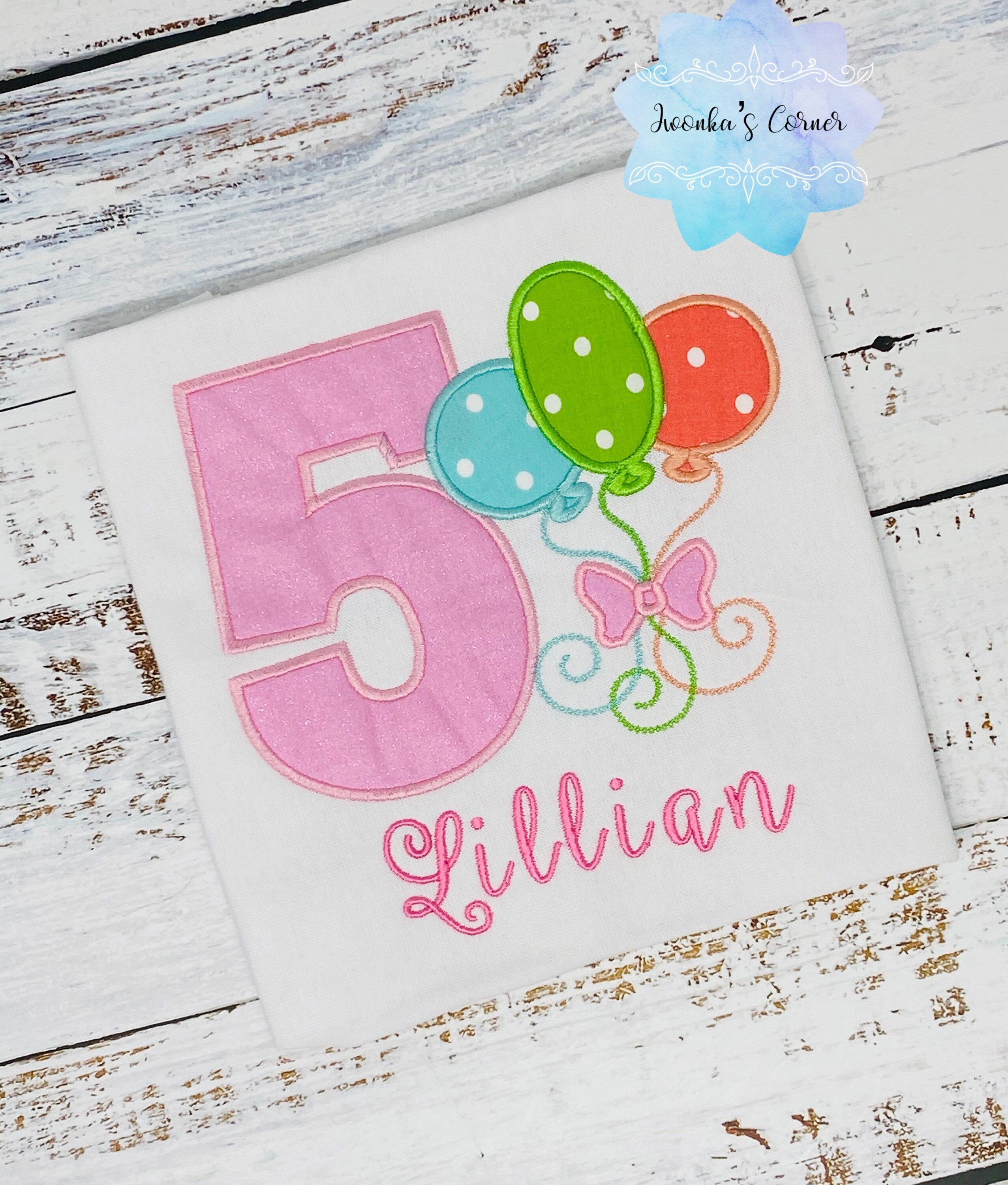 Girl 5th birthday shirt with polka dot balloons, Shirt with party balloons for a girl, Shirt with Birthday balloons